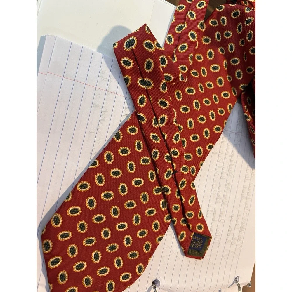 Chaps Ralph Lauren Necktie, 100% Silk, Made‎ in the USA Classic Red Tie